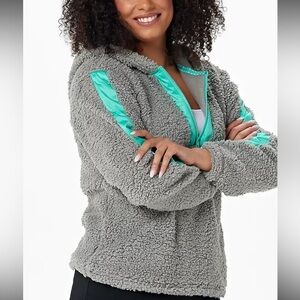 🔥MuckLucks the original teddy Sherpa hoodie brand new sz M NWT